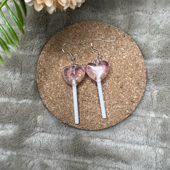 Pink Lollipop Valentine’s Day Dangle Earrings💗 - Picture 1 of 3